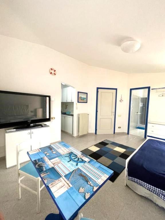 Imperia85 Lt Hotel Olbia Ngoại thất bức ảnh